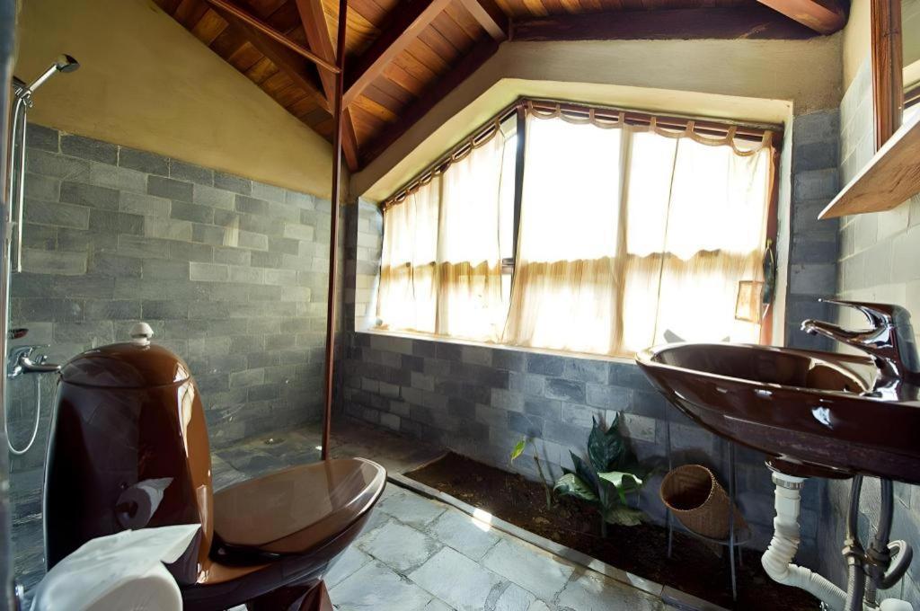 Hananoie - A Permaculture Resort Pokhara Dış mekan fotoğraf